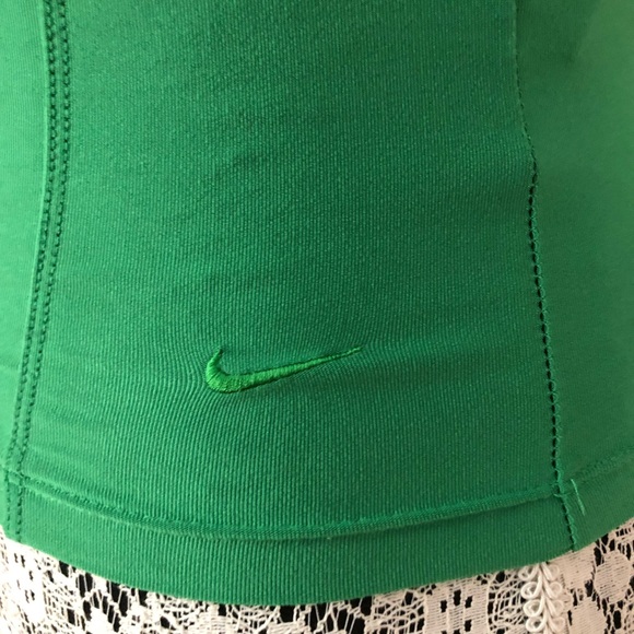 Nike Dry Fit Green Tank Top - Picture 2 of 7